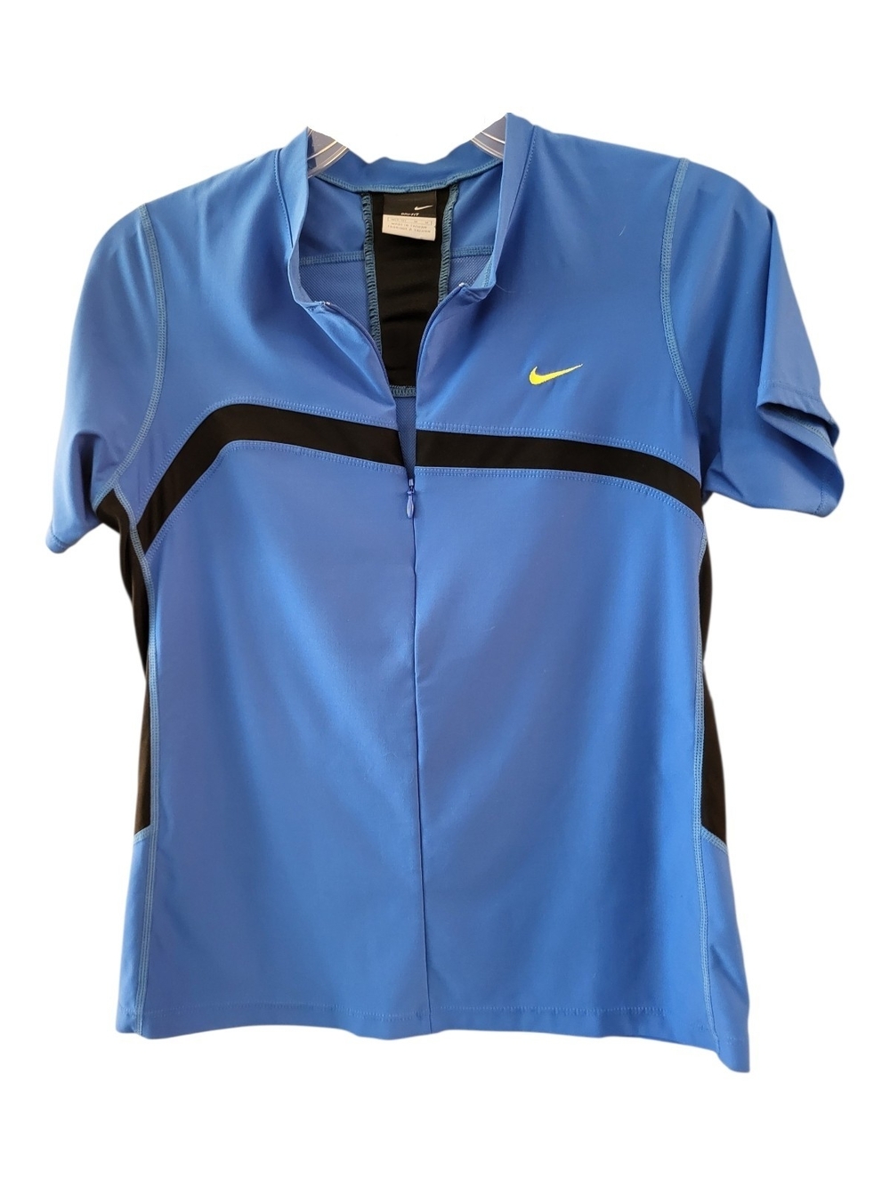 Nike Kid's Light Blue Dri-Fit Short Sleeve Athletic Jersey - Size M (8-10)